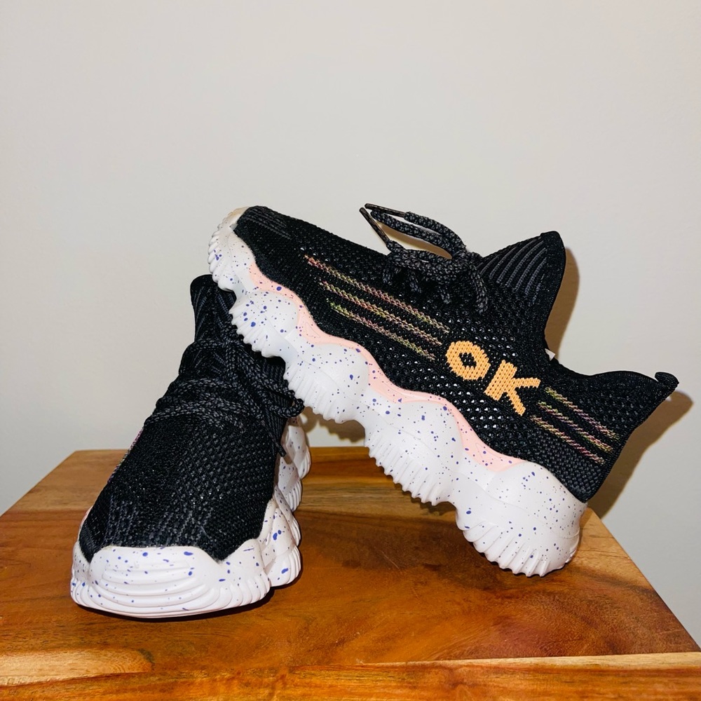 Kids shoes